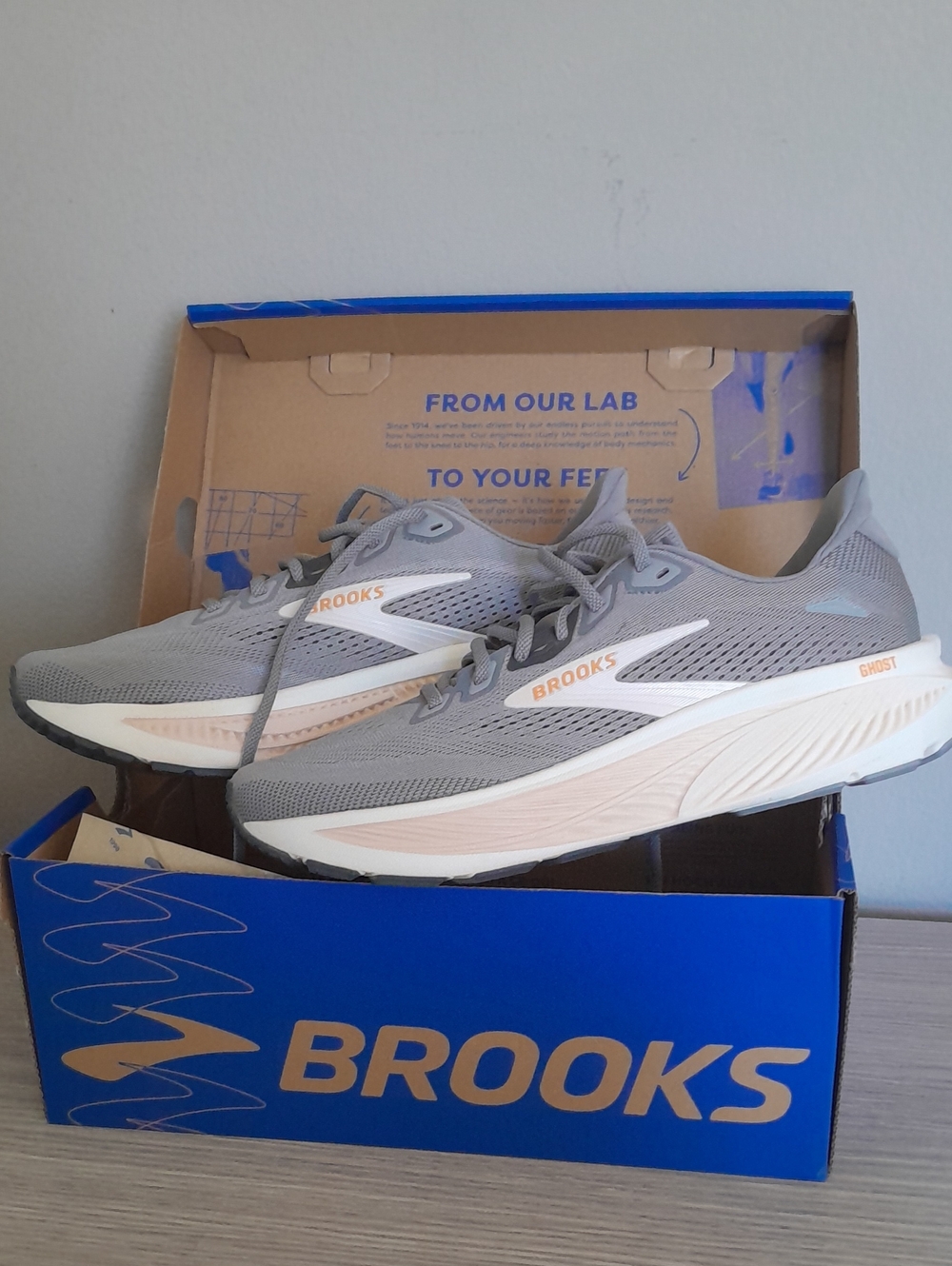 Brooks Women's 9.5 Grey and Cream Ghost Lightweight Running Shoes
